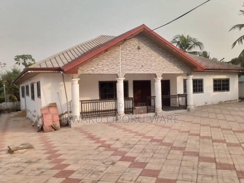 4bdrm Apartment in Kwaku Opoku-Ware, Boi for rent in Boi