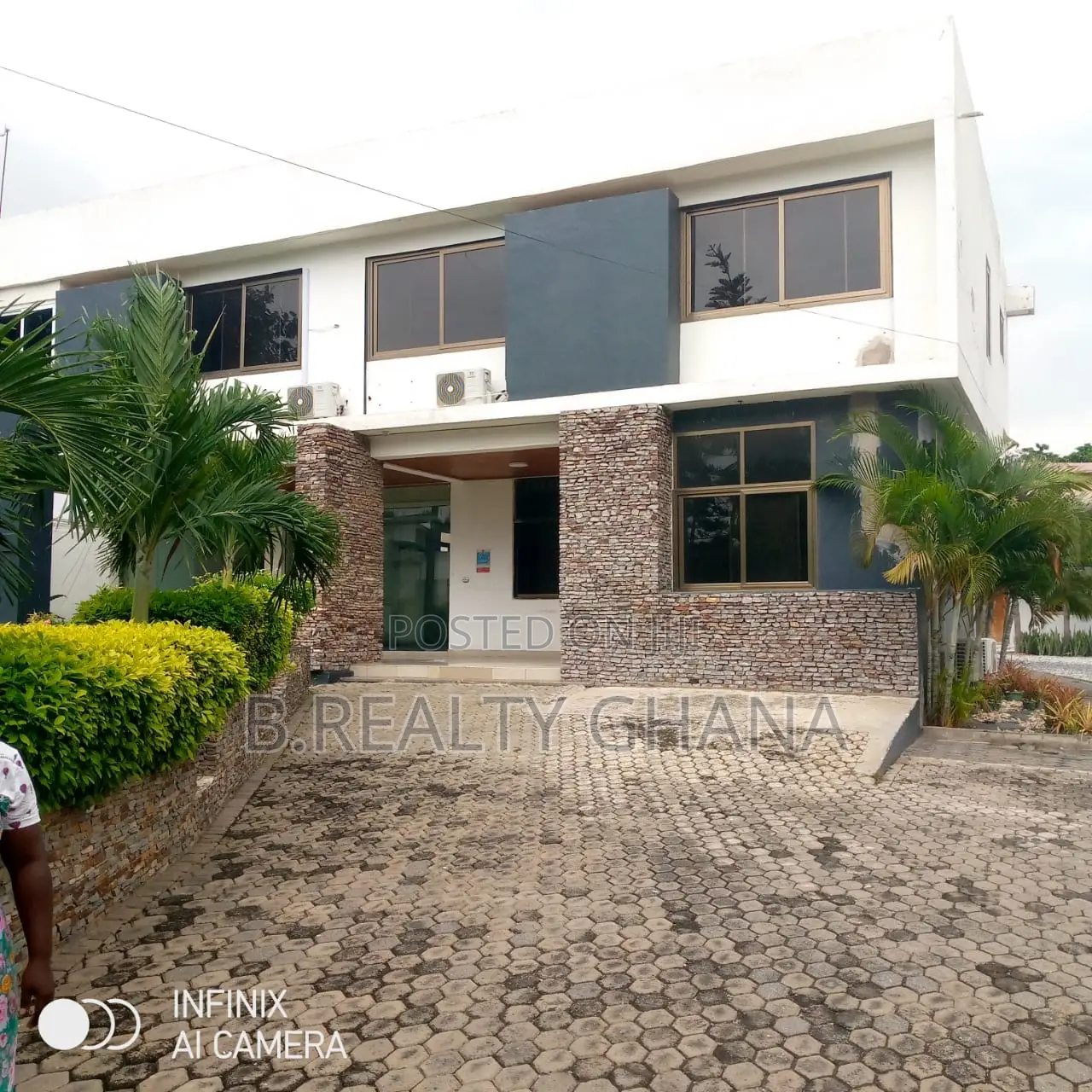 5bdrm House in Airport Residential Area for rent in Airport Residential Area