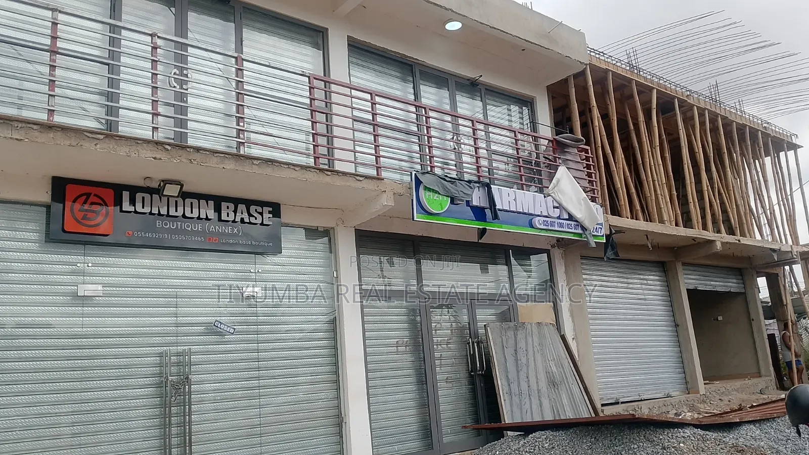 Shop for Rent at Madina 3rd Gate in Doku