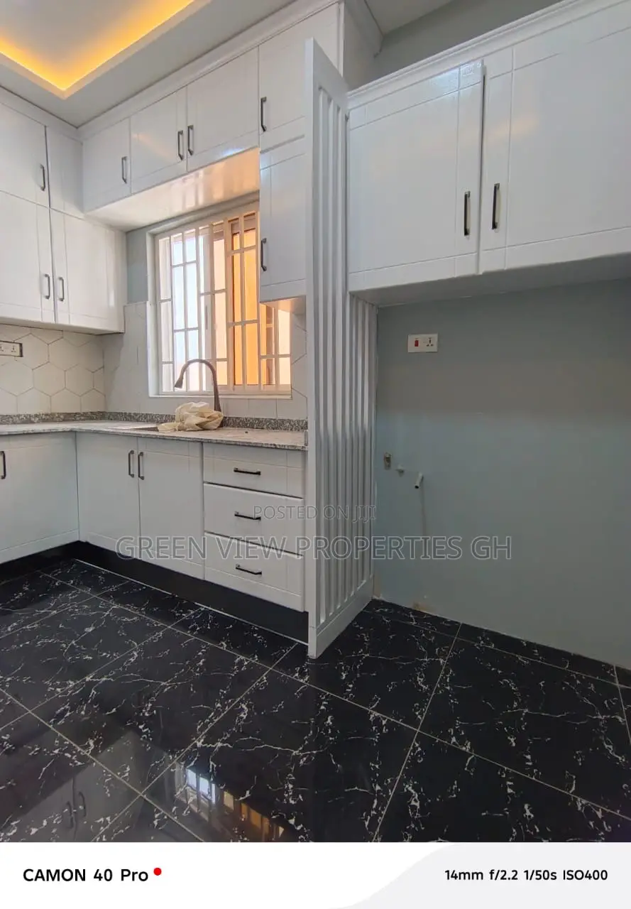 2bdrm Apartment in West Hills Mall Area for rent in West Hills Mall Area