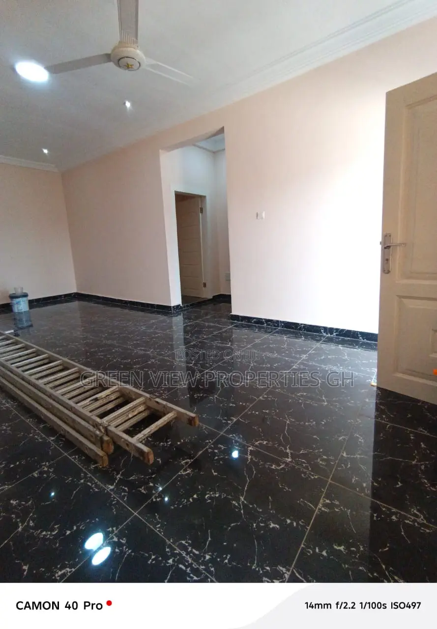 2bdrm Apartment in West Hills Mall Area for rent in West Hills Mall Area