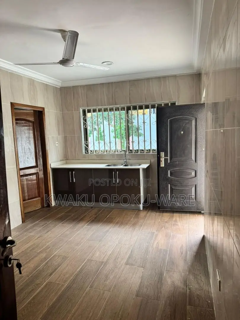4bdrm Apartment in Kwaku Opoku-Ware, Abokobi for rent in Abokobi