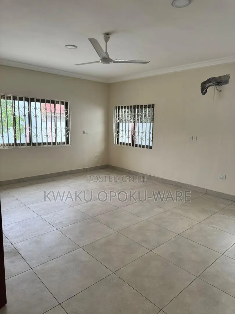 4bdrm Apartment in Kwaku Opoku-Ware, Abokobi for rent in Abokobi