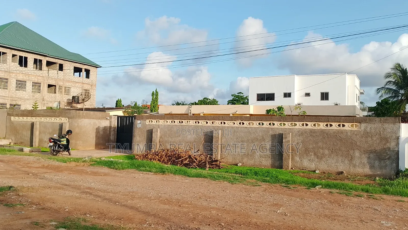 Land for Sale in Westland. in Police Station