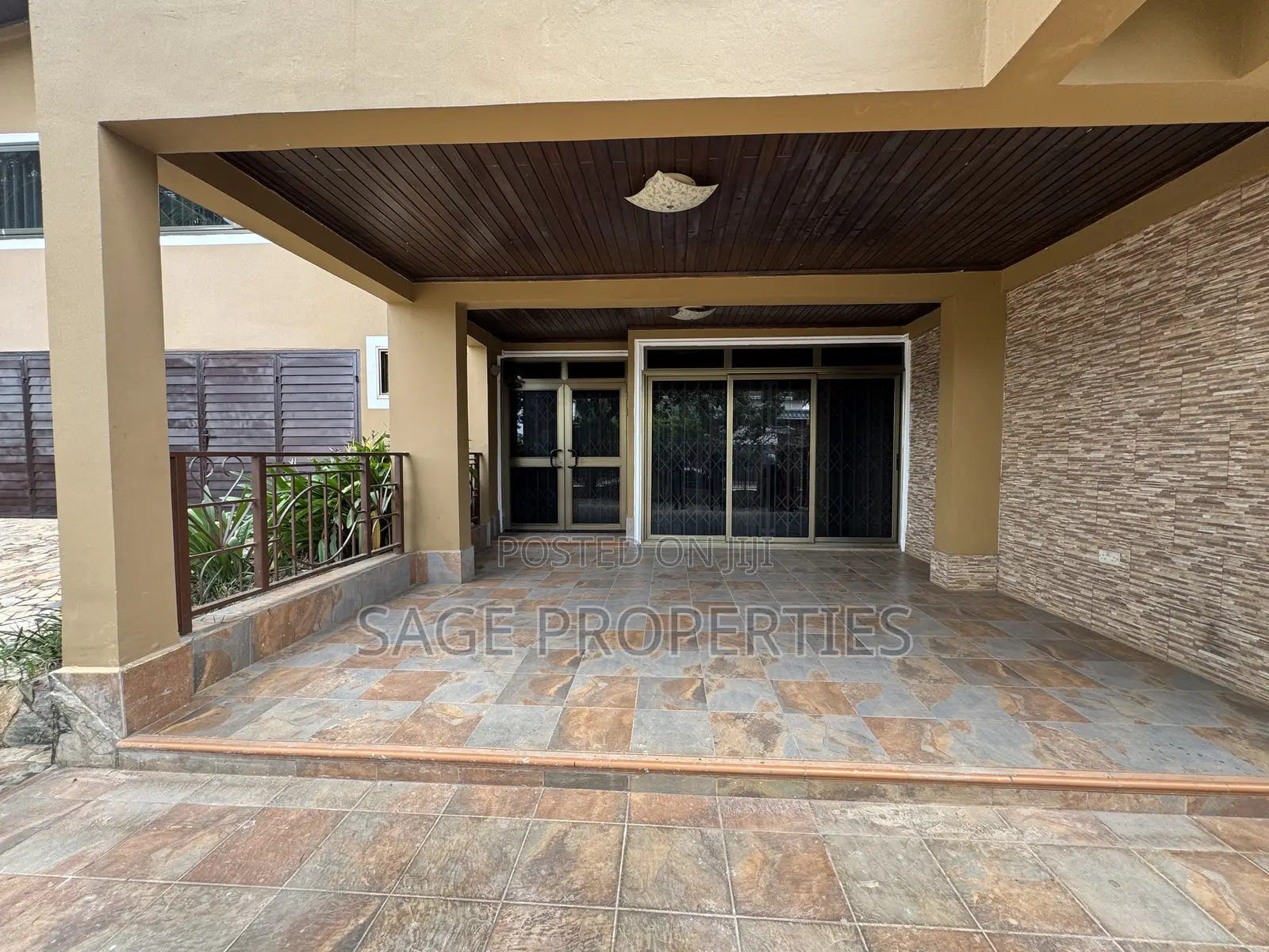 2bdrm Apartment in American House for rent in American House