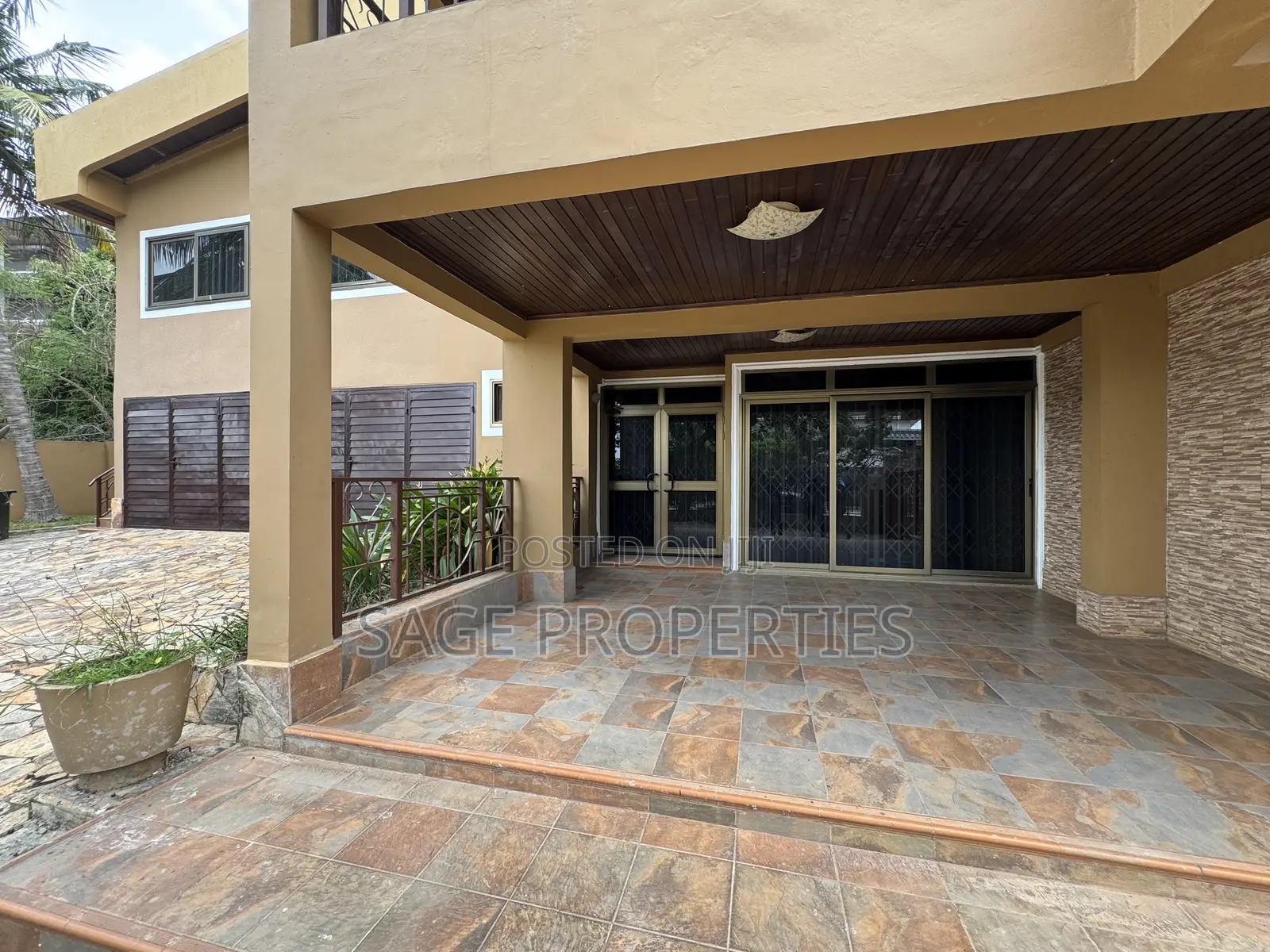 2bdrm Apartment in American House for rent in American House