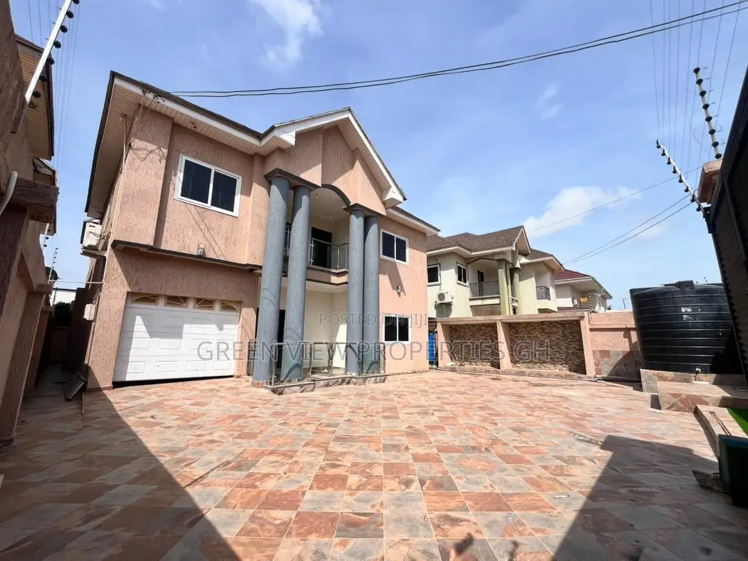 4bdrm Duplex in East Legon for rent in East Legon