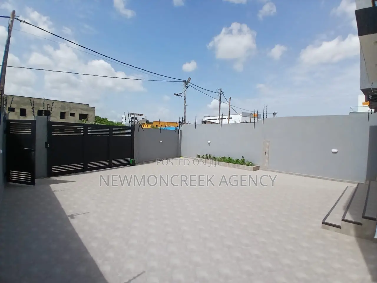 4bdrm Duplex in East Legon Hills, Accra Metropolitan for sale in Accra Metropolitan