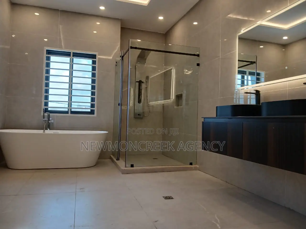 4bdrm Duplex in East Legon Hills, Accra Metropolitan for sale in Accra Metropolitan