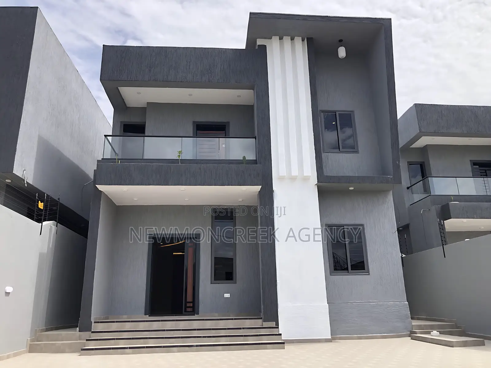 4bdrm Duplex in East Legon Hills, Accra Metropolitan for sale in Accra Metropolitan