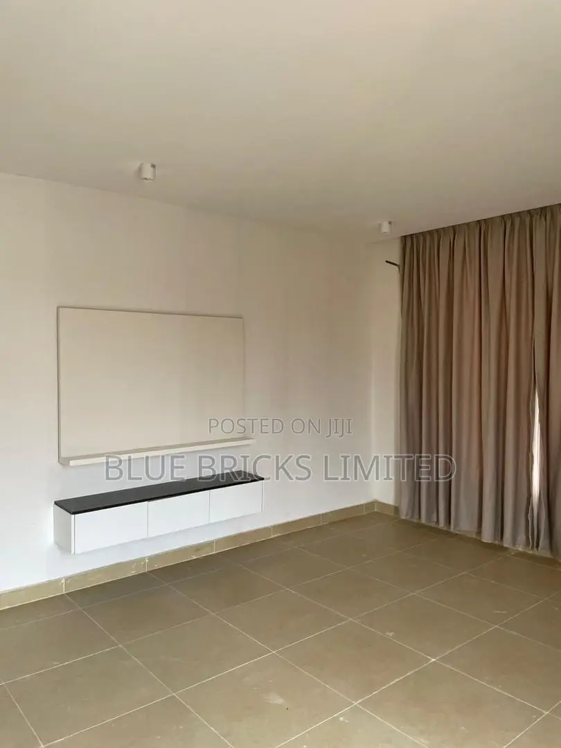 4bdrm House in East Legon, Lake Side Estate for sale in Lake Side Estate