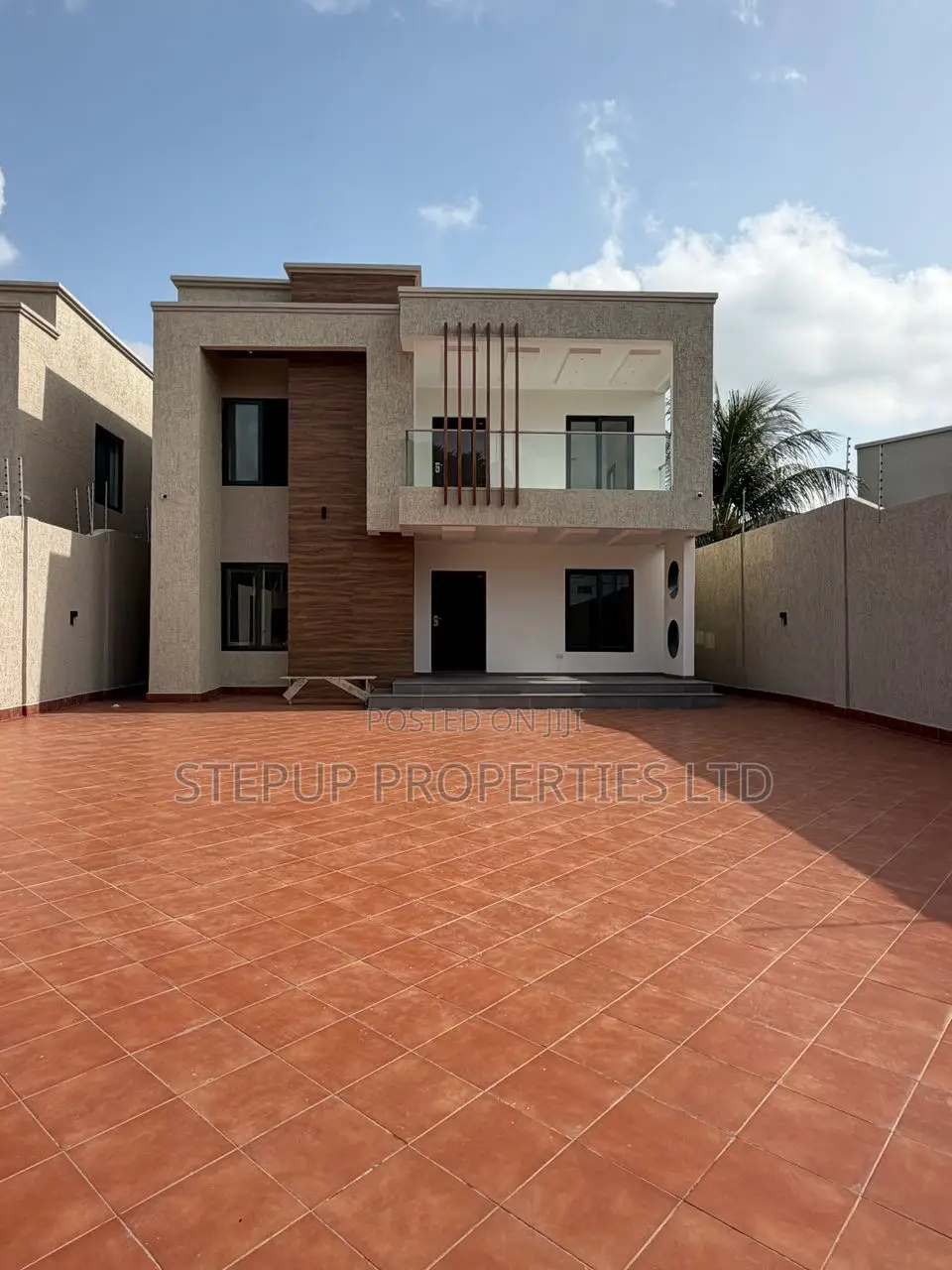 4bdrm House in Adjiringanor, East Legon for sale in East Legon