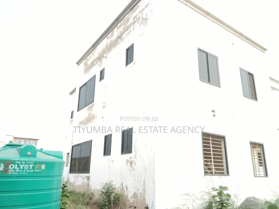 5bdrm House in Tiyumba Real Estate, Prampram for sale in Prampram