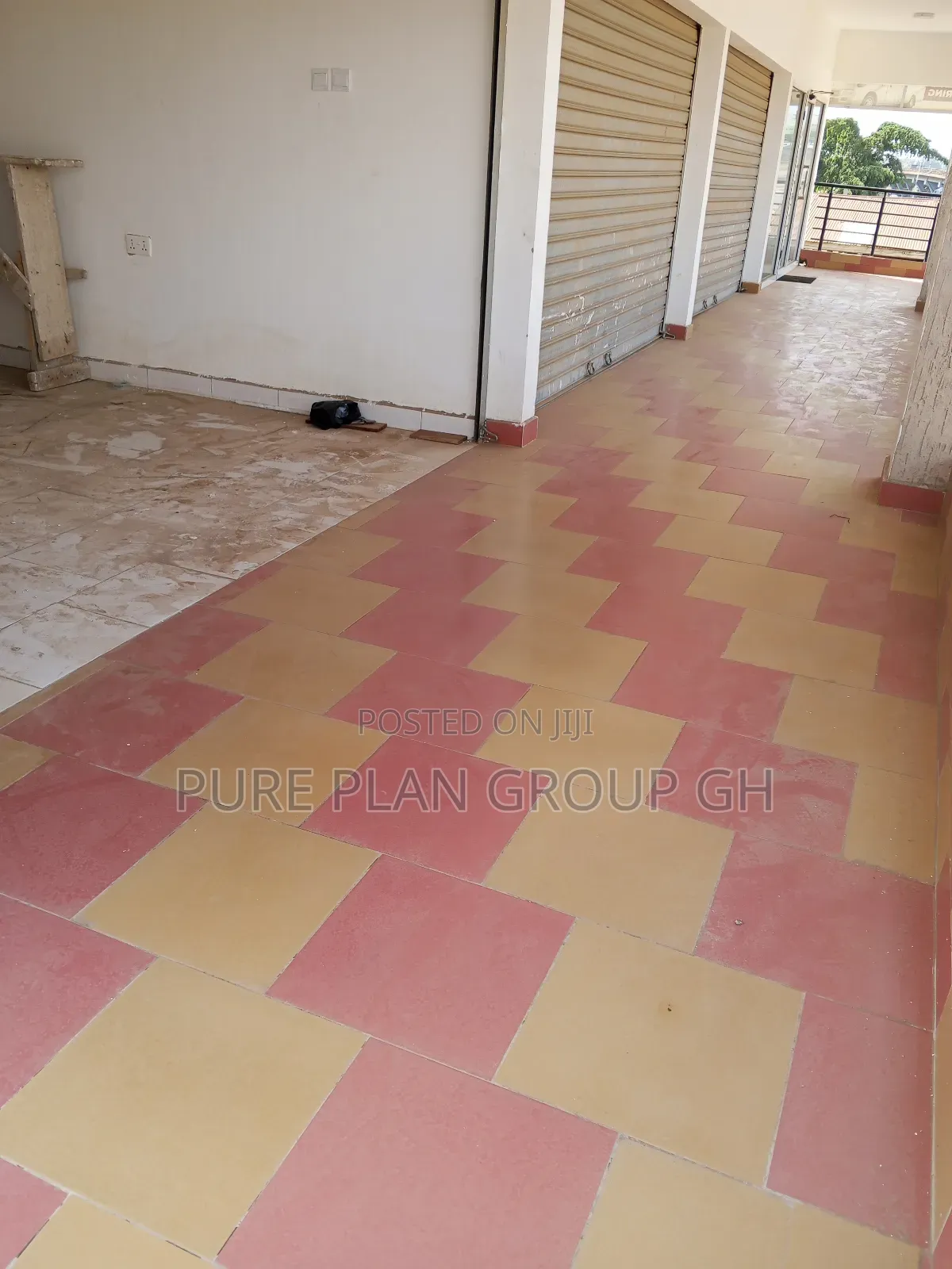 9x20sqm ( Feet) Shop Available For Rent At Ofankor in Ofankor