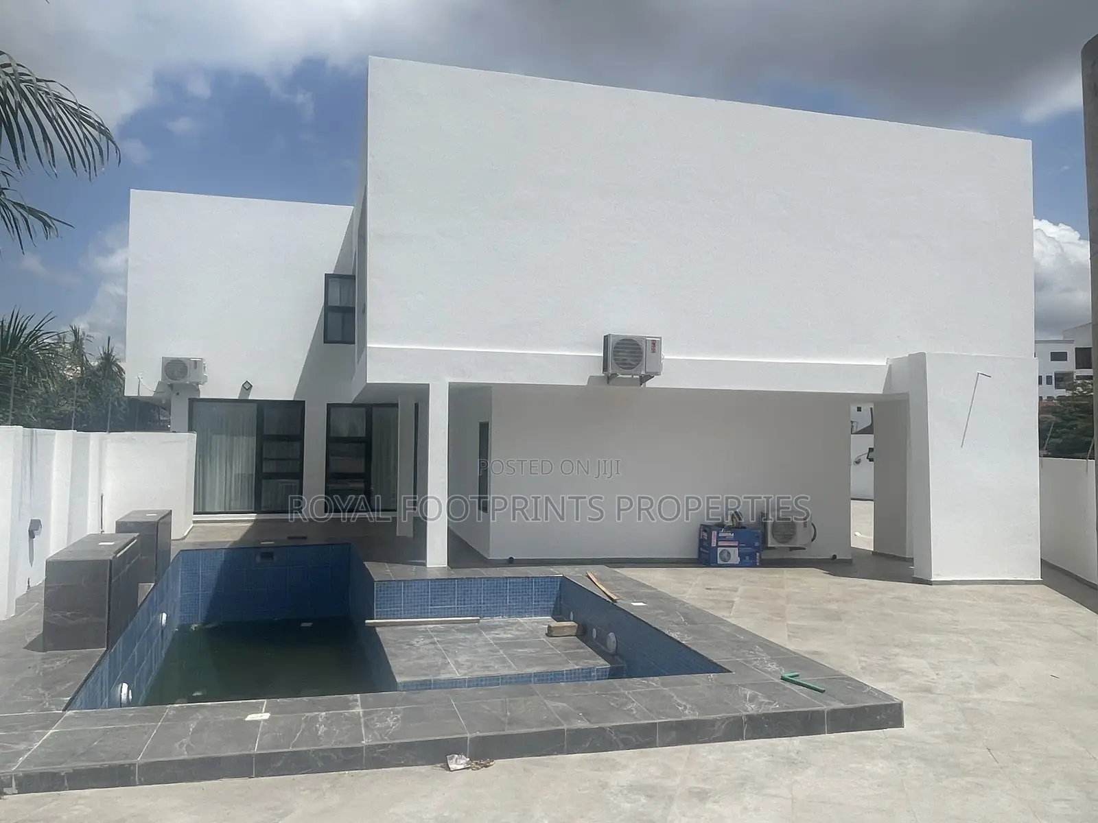 5bdrm Mansion in Royal Footprints, East Legon for sale in East Legon