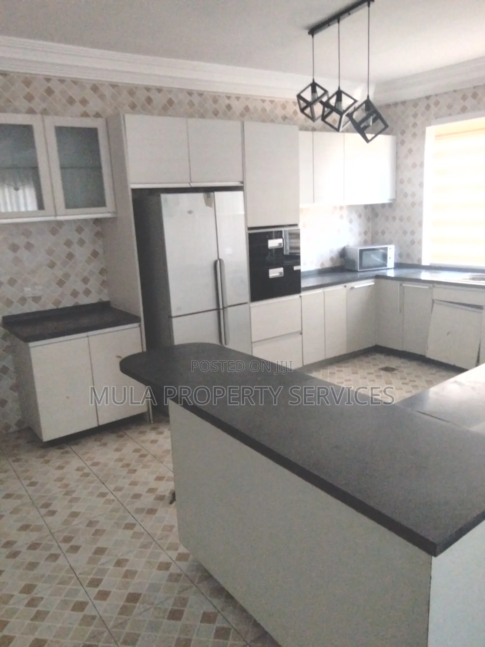 Furnished 2bdrm Apartment in Mula Property, Dzorwulu for rent in Dzorwulu