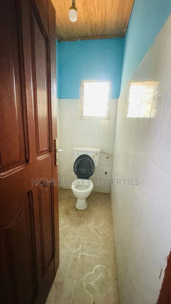 3bdrm Apartment in Amasaman Satellite for rent in Amasaman