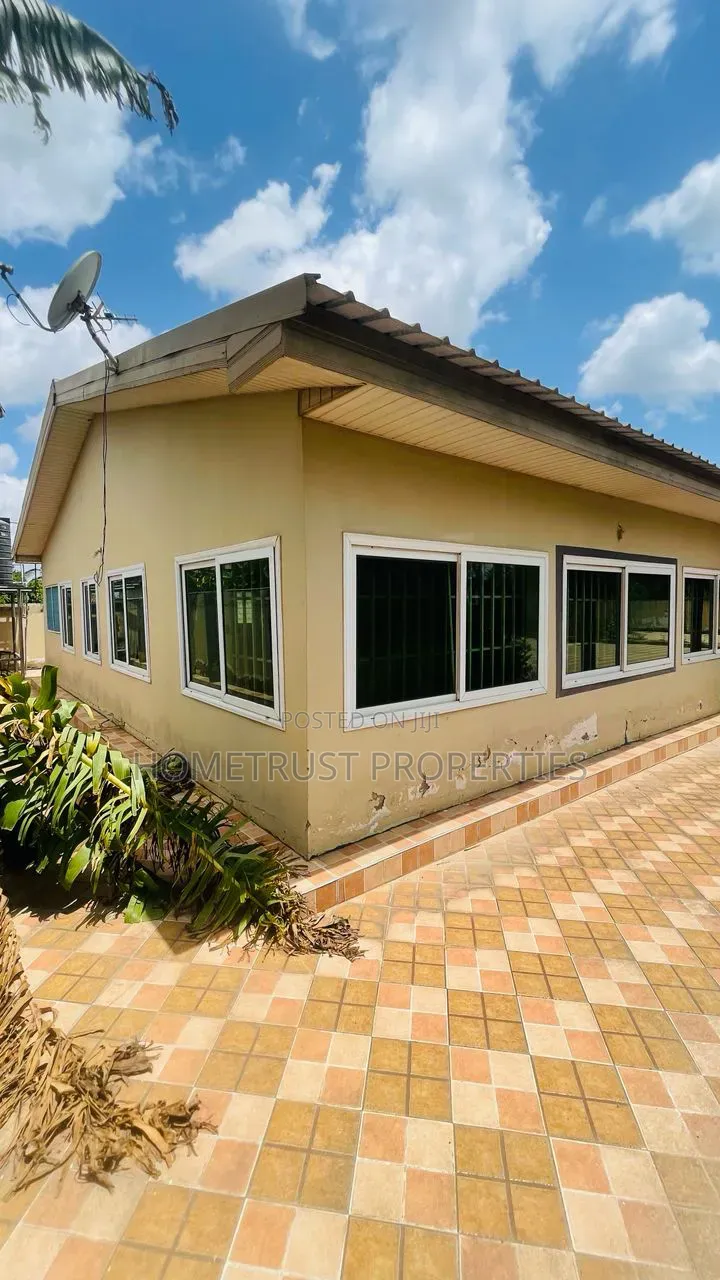 4bdrm House in Amasaman Satellite for sale in Amasaman