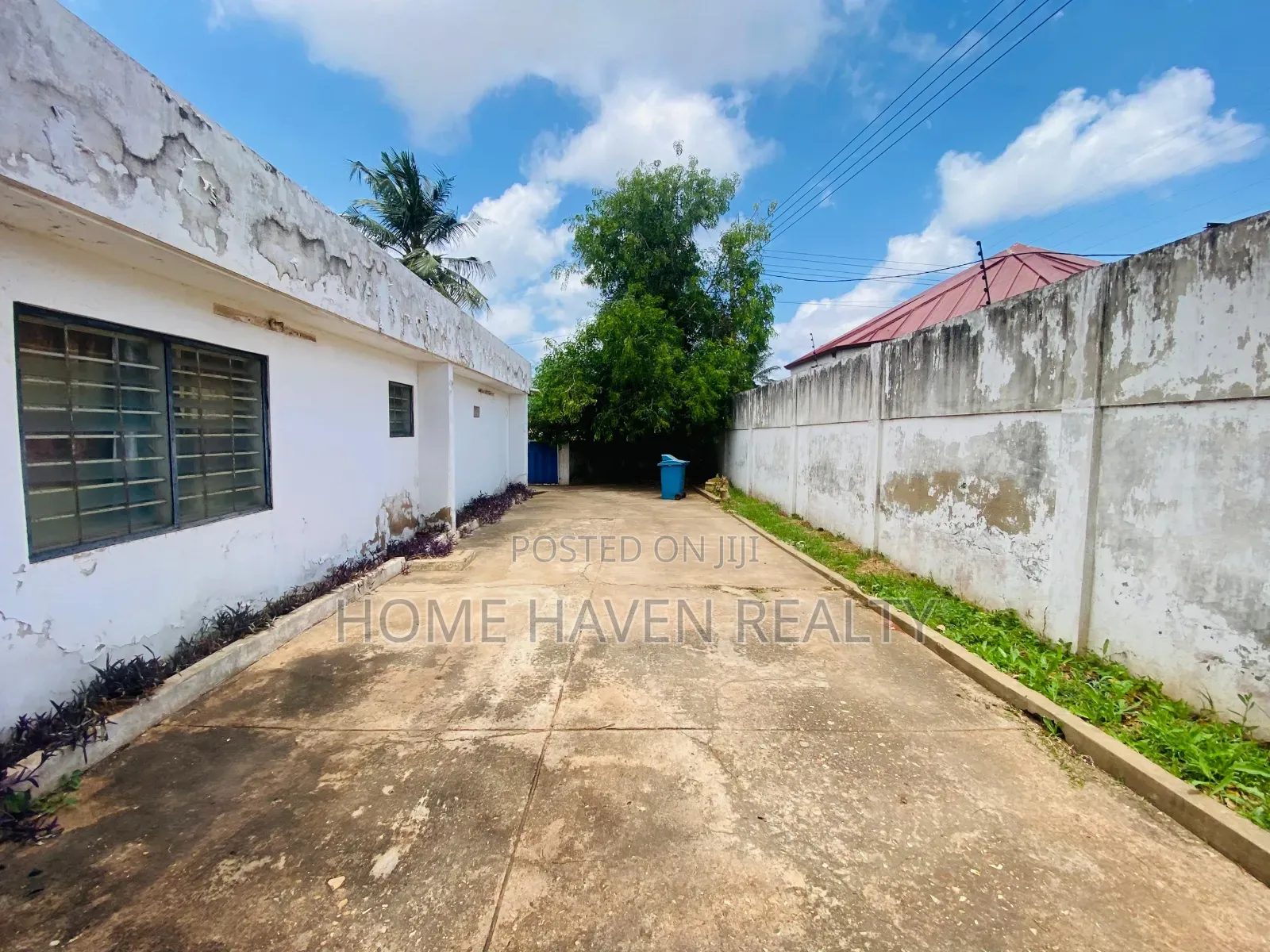One Plot for Sale at Achimota in Mile 7