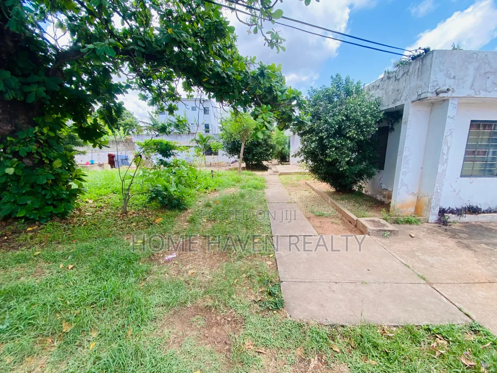 One Plot for Sale at Achimota in Mile 7
