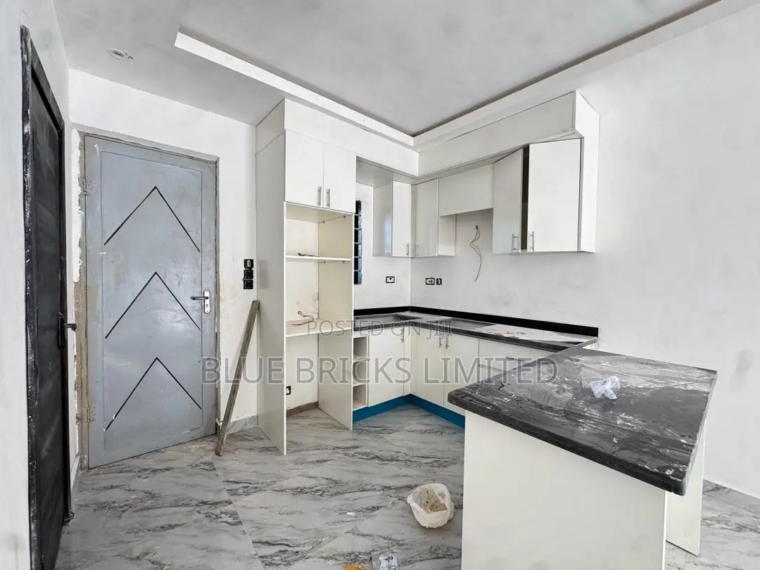 2bdrm House in School Junction for sale in School Junction