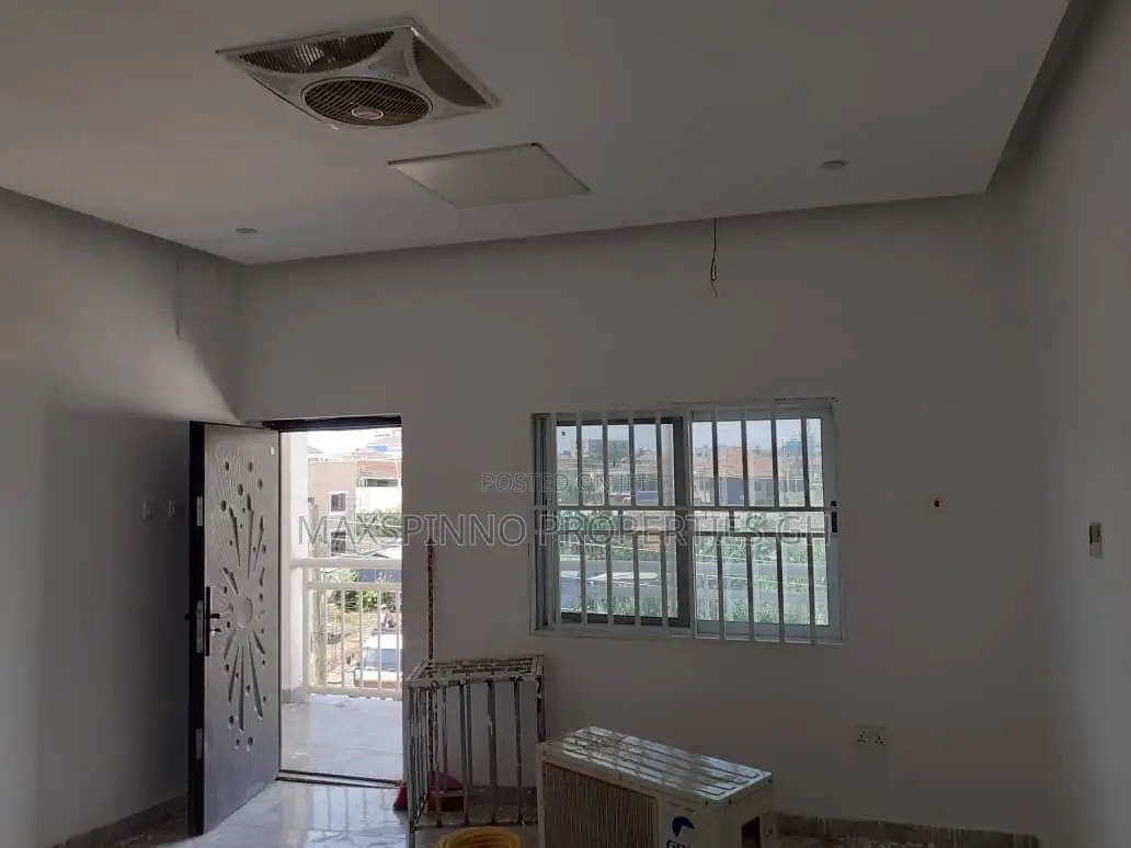 1bdrm Apartment in Maxspinno Properties, School Junction for rent in School Junction