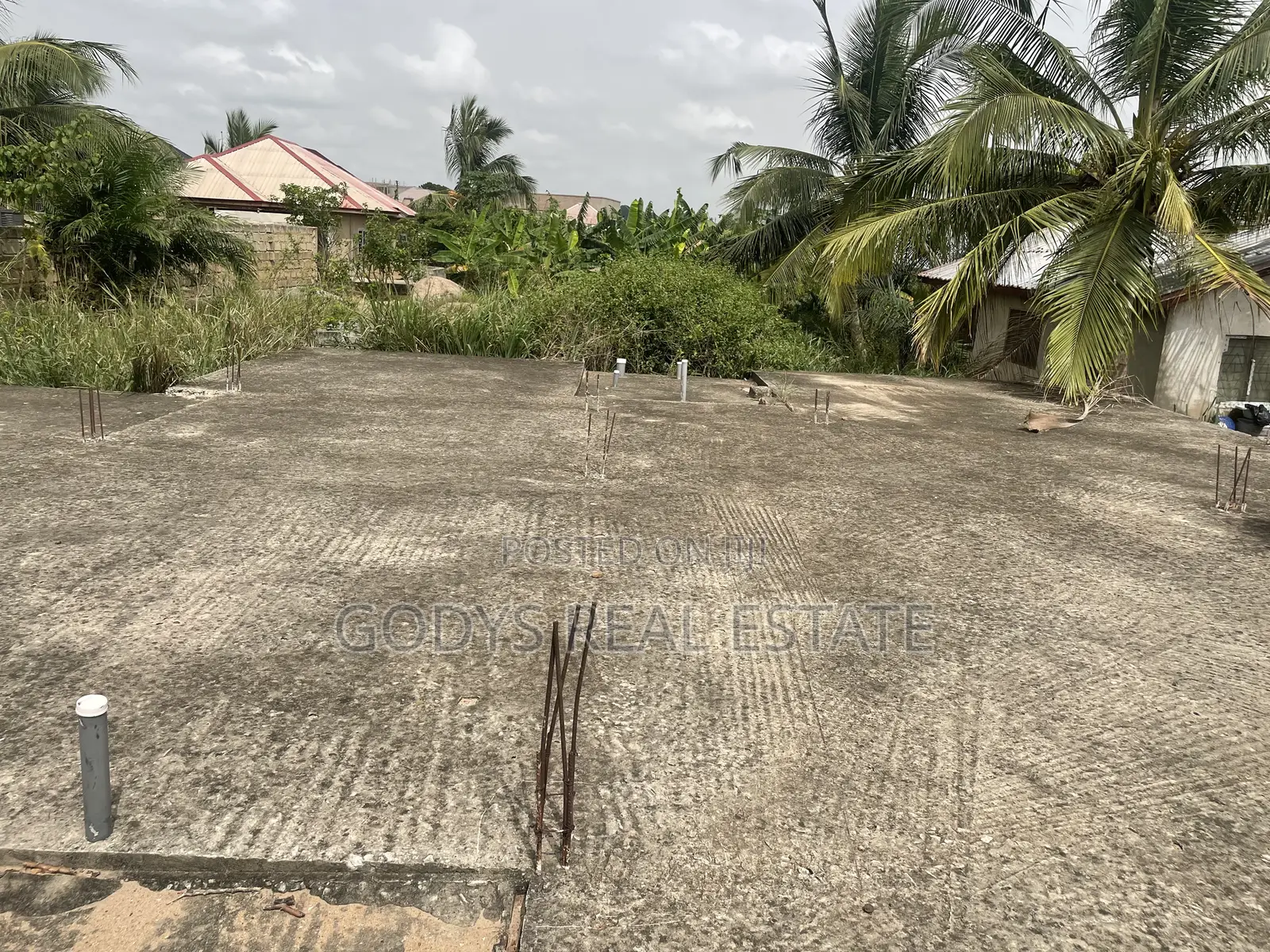 One Plot Of Land With 3 Bedrooms Footage in Kasoa