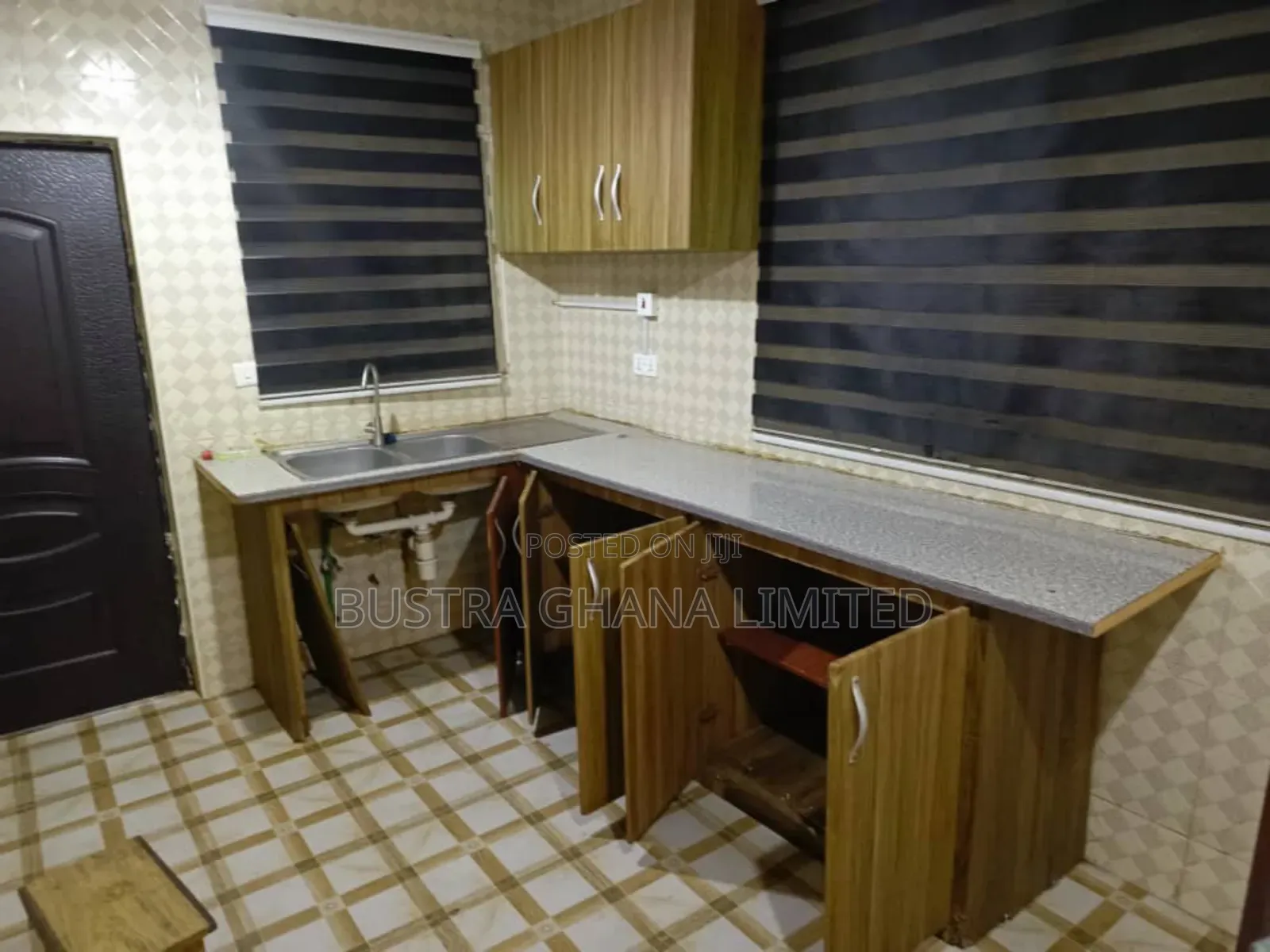 3bdrm House in Kasoa State Housing, Budumburam for rent in Budumburam