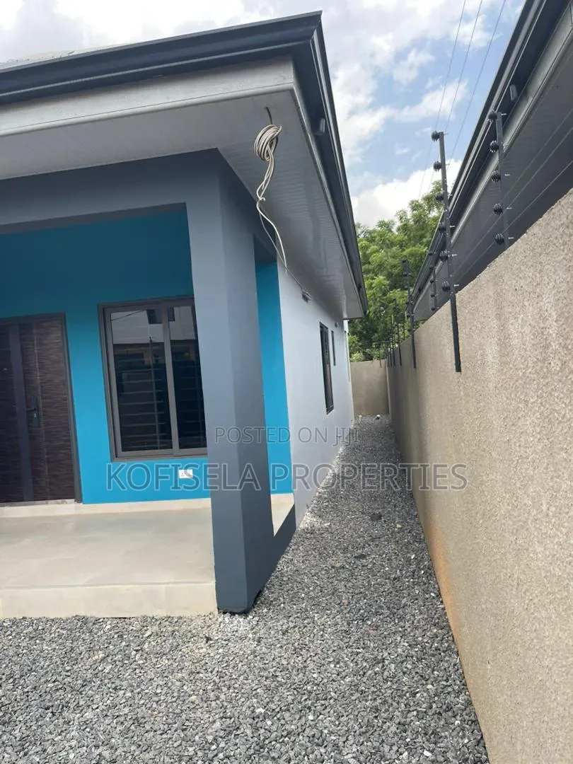 2bdrm House in Ayi Mensah, Oyarifa for sale in Oyarifa
