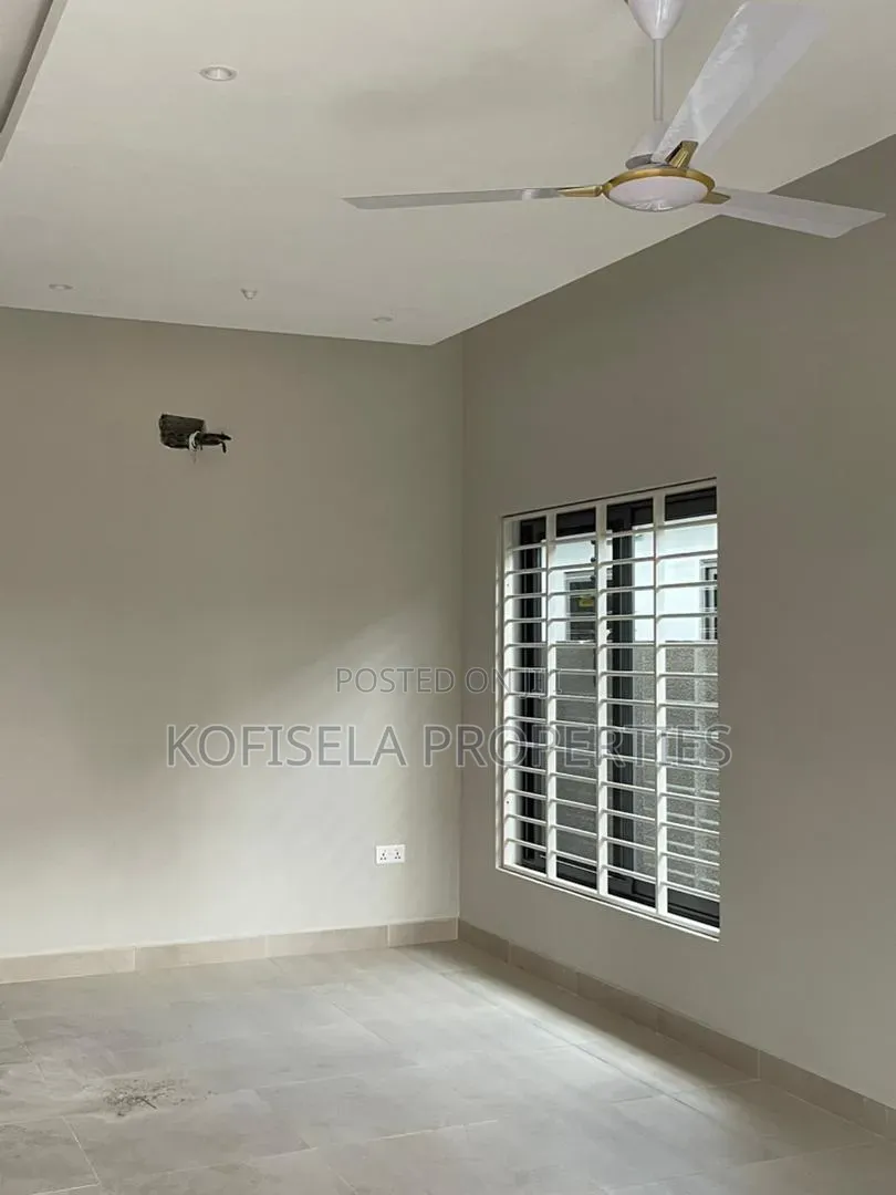 2bdrm House in Ayi Mensah, Oyarifa for sale in Oyarifa