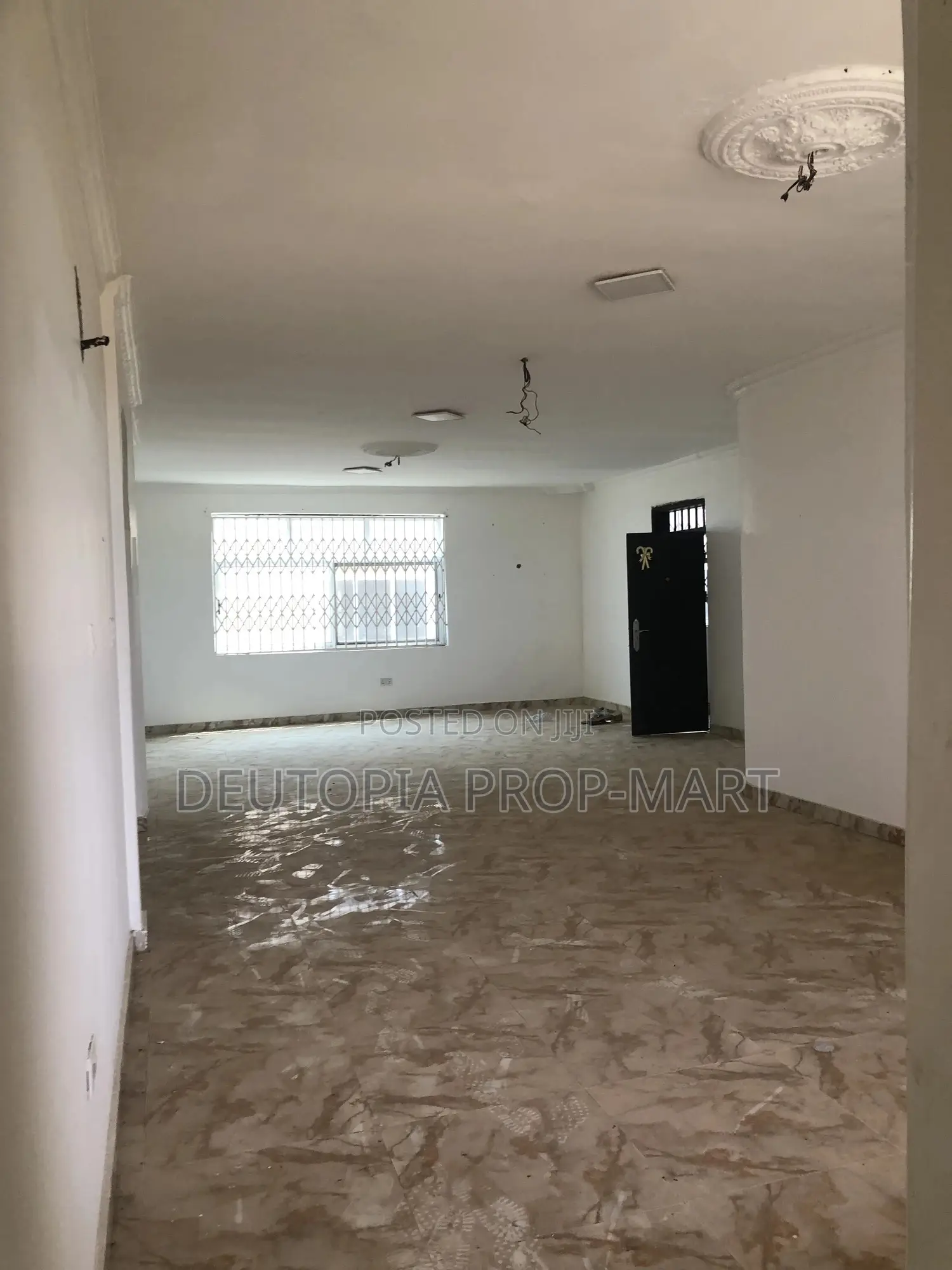 3bdrm Apartment in Adom Estate, Tema Metropolitan for rent in Tema Metropolitan