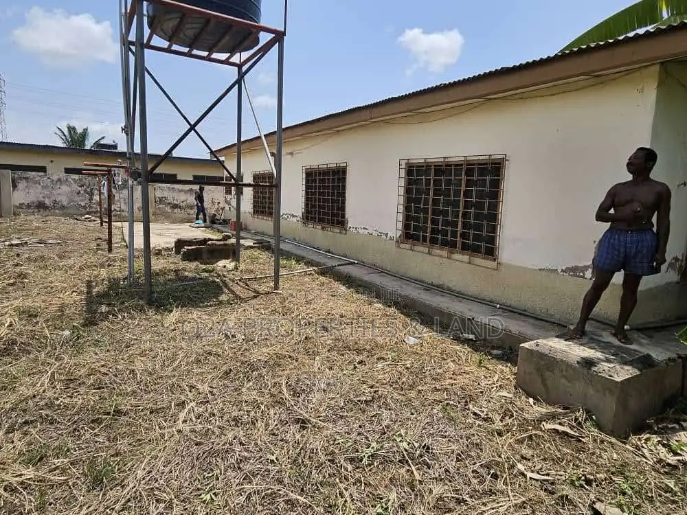 3bdrm House in Abelemkpe, Mosque Area for sale in Mosque Area