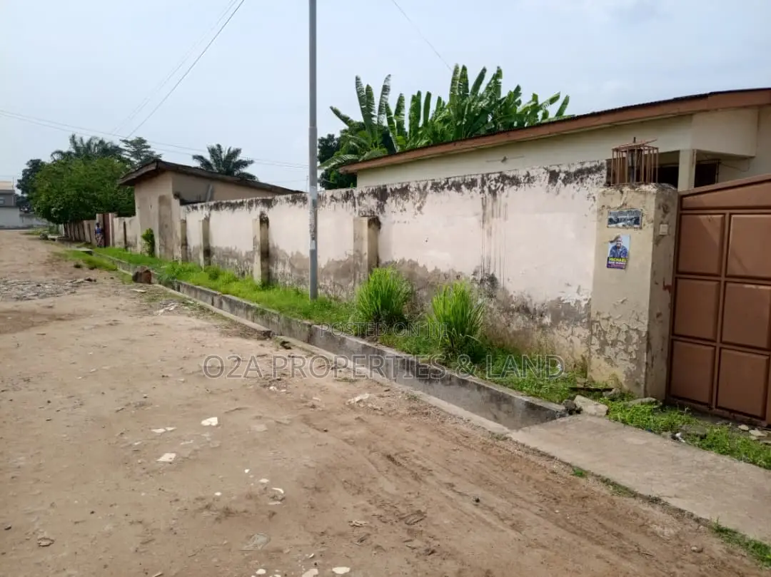 3bdrm House in Abelemkpe, Mosque Area for sale in Mosque Area