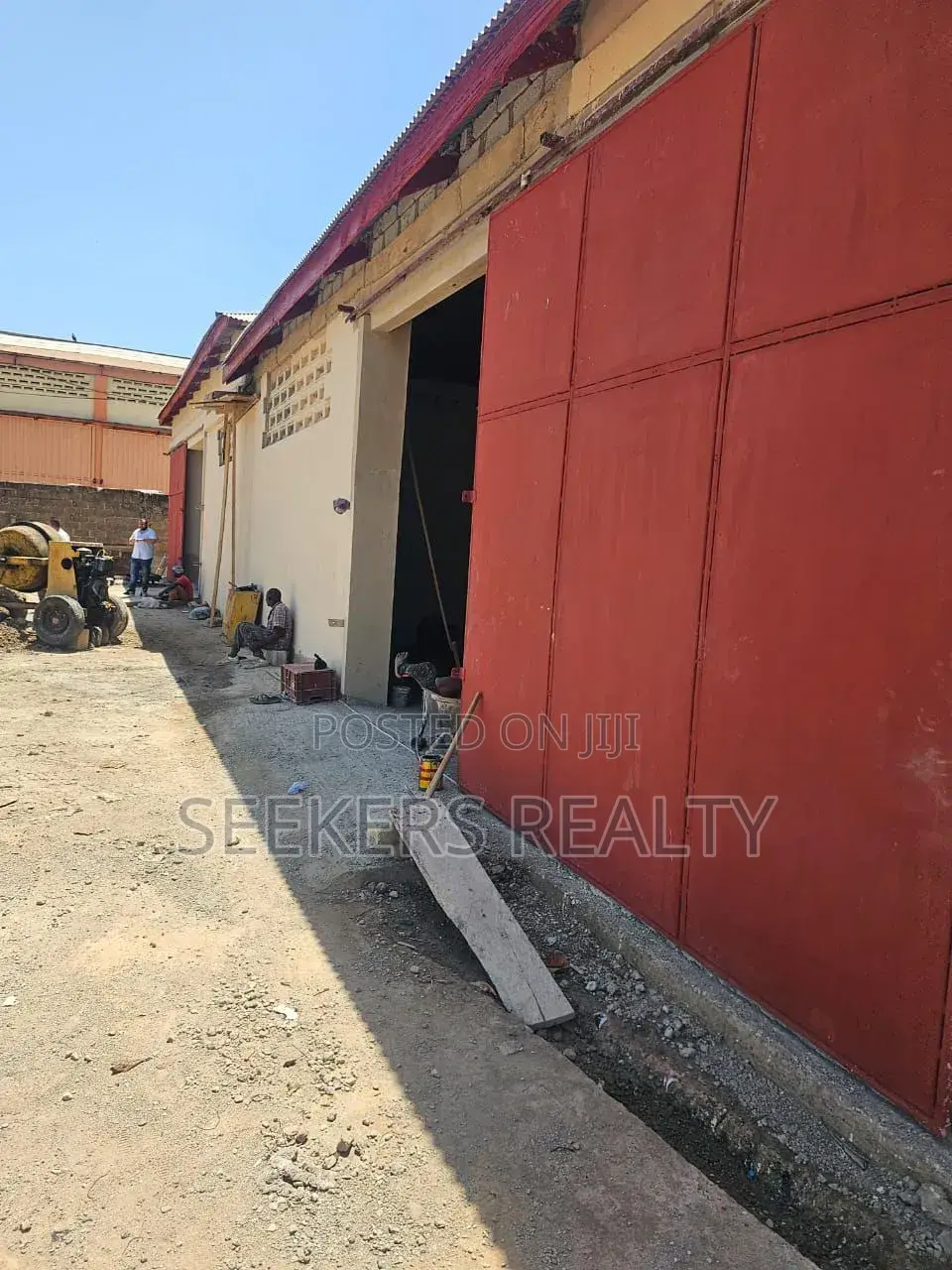 Warehouse for Rent at Circle – Prime Commercial Location in Circle Station Area