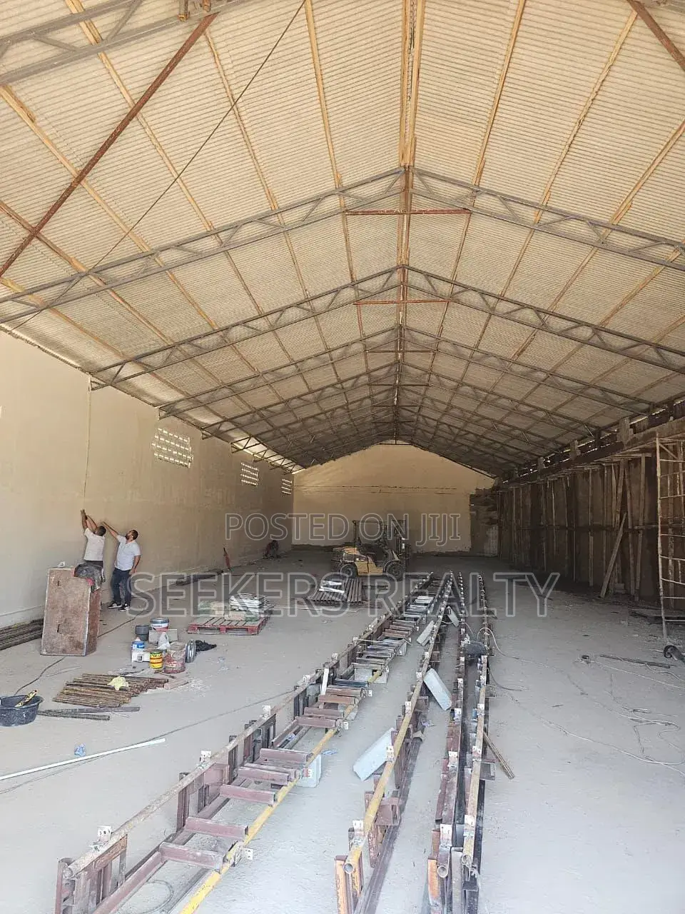 Warehouse for Rent at Circle – Prime Commercial Location in Circle Station Area