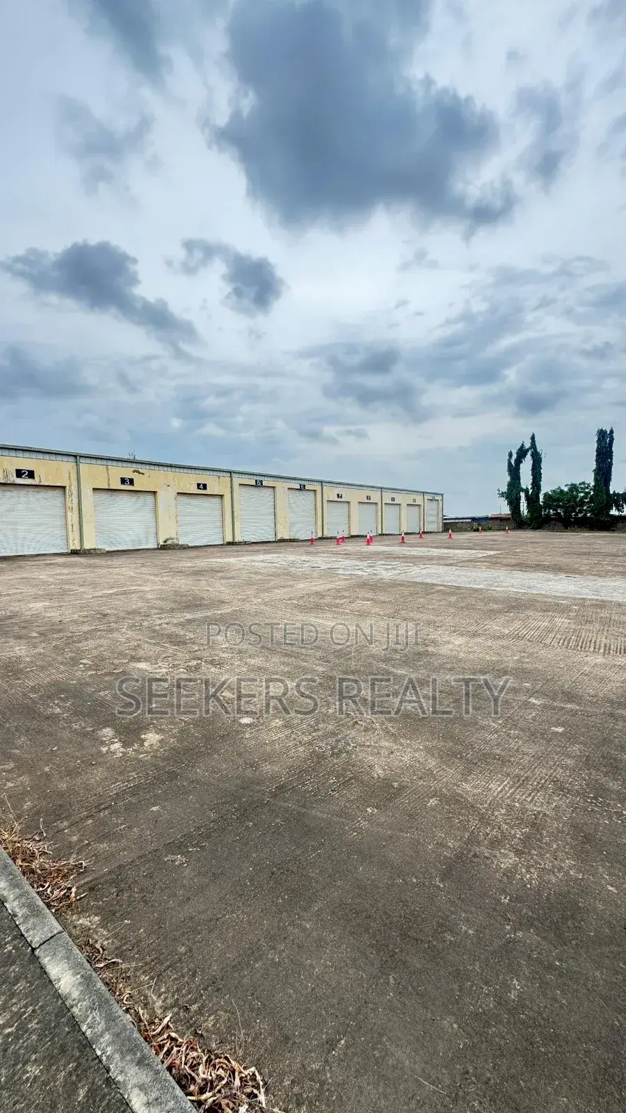 Warehouse For Rent / Sale – Amasaman, Kutunse Satellite in Amasaman