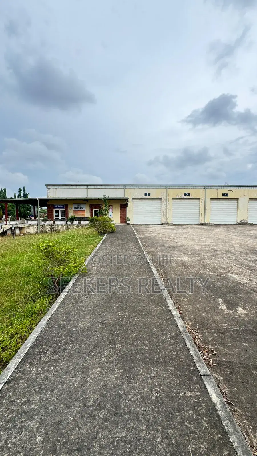 Warehouse For Rent / Sale – Amasaman, Kutunse Satellite in Amasaman