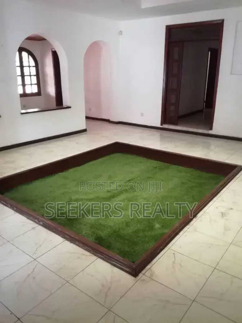9bdrm House in Seekers Realty, Airport Residential Area for rent in Airport Residential Area