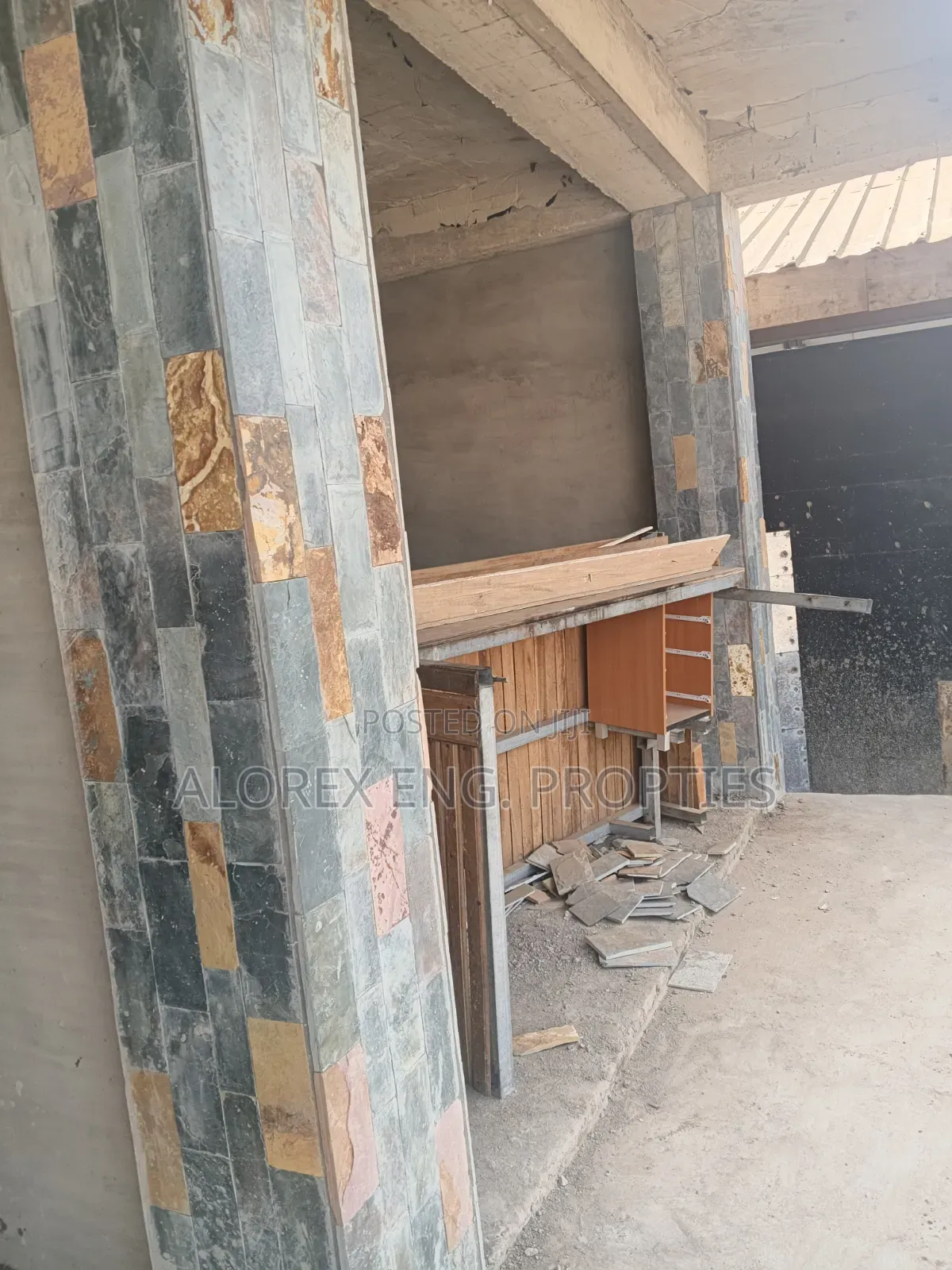 Shop For Rent At Adenta Amrahia in Frafraha