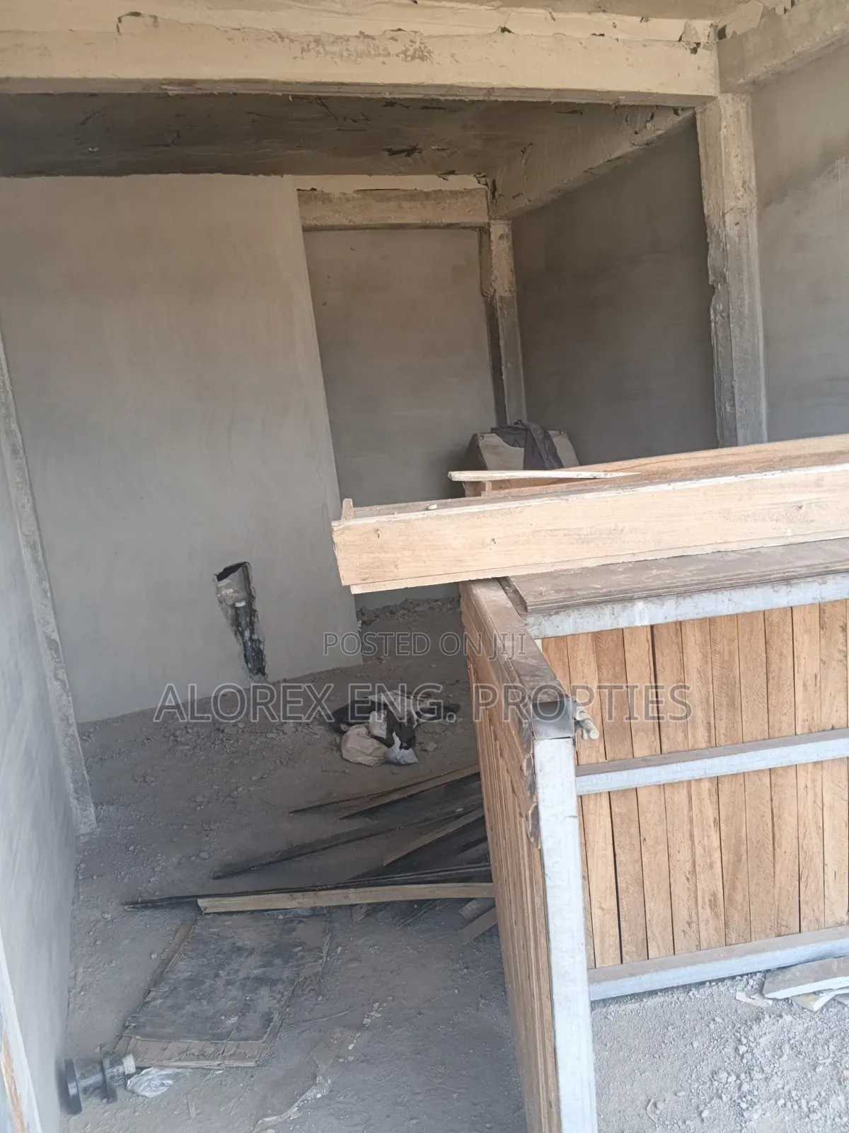 Shop For Rent At Adenta Amrahia in Frafraha