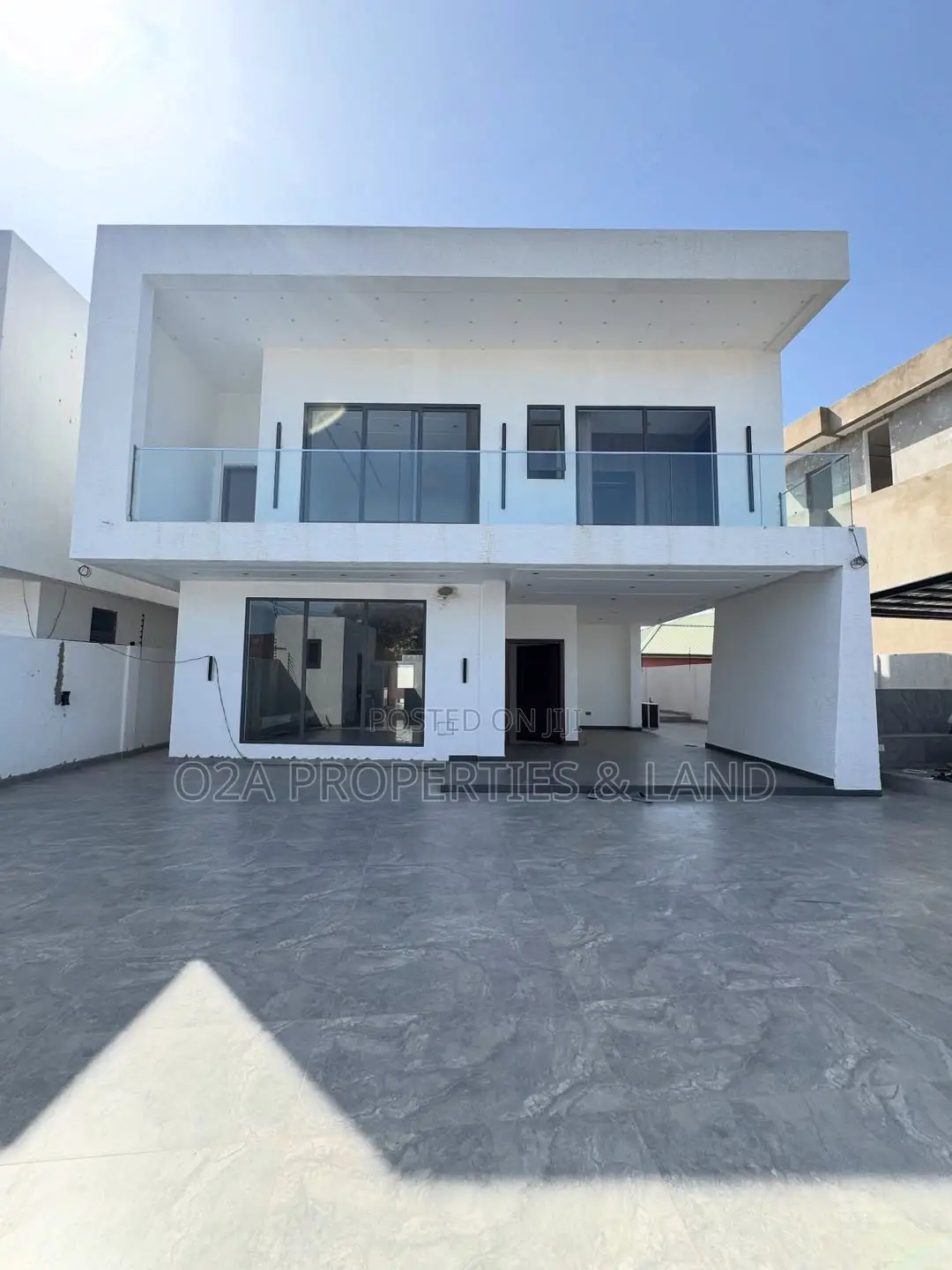 4bdrm House in Ashaley Botwe, Lake Side Estate for sale in Lake Side Estate