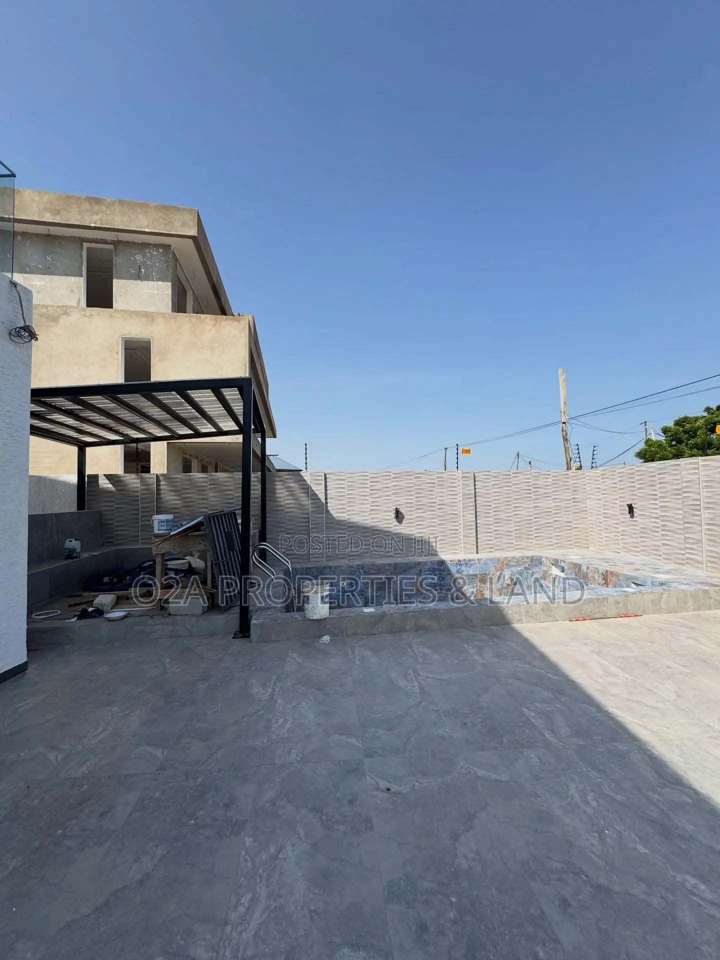 4bdrm House in Ashaley Botwe, Lake Side Estate for sale in Lake Side Estate