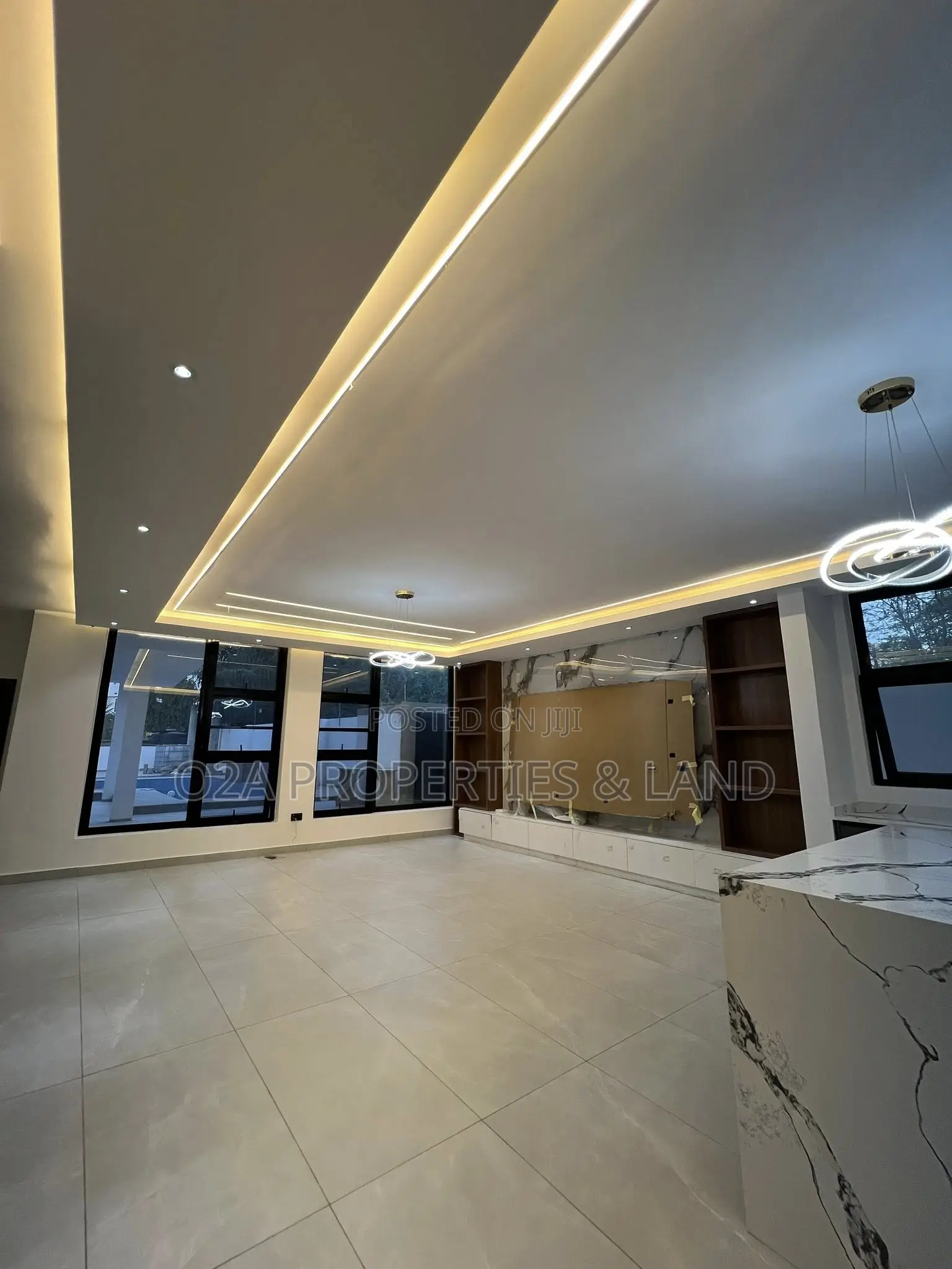 5bdrm Duplex in Adjiringanor, Ability for sale in Ability