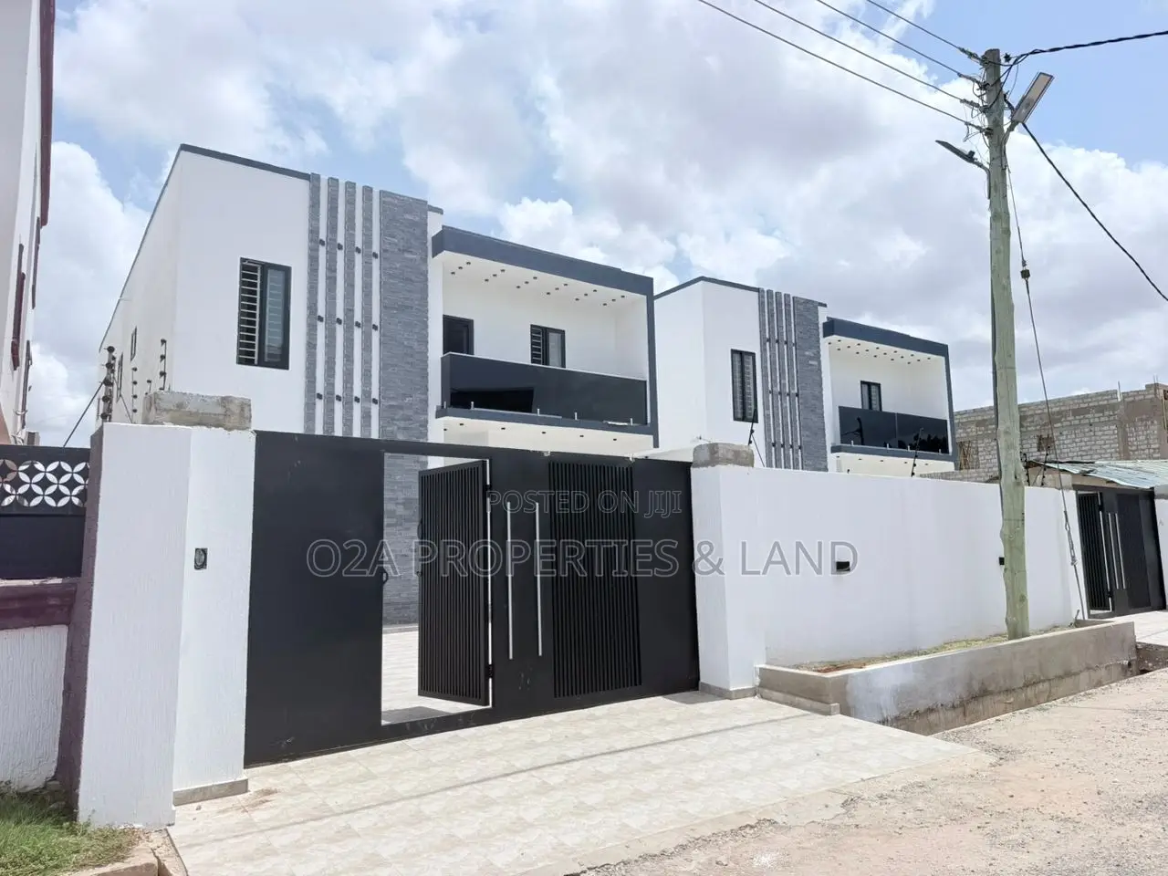 4bdrm House in Ogbojo, New Legon for sale in New Legon