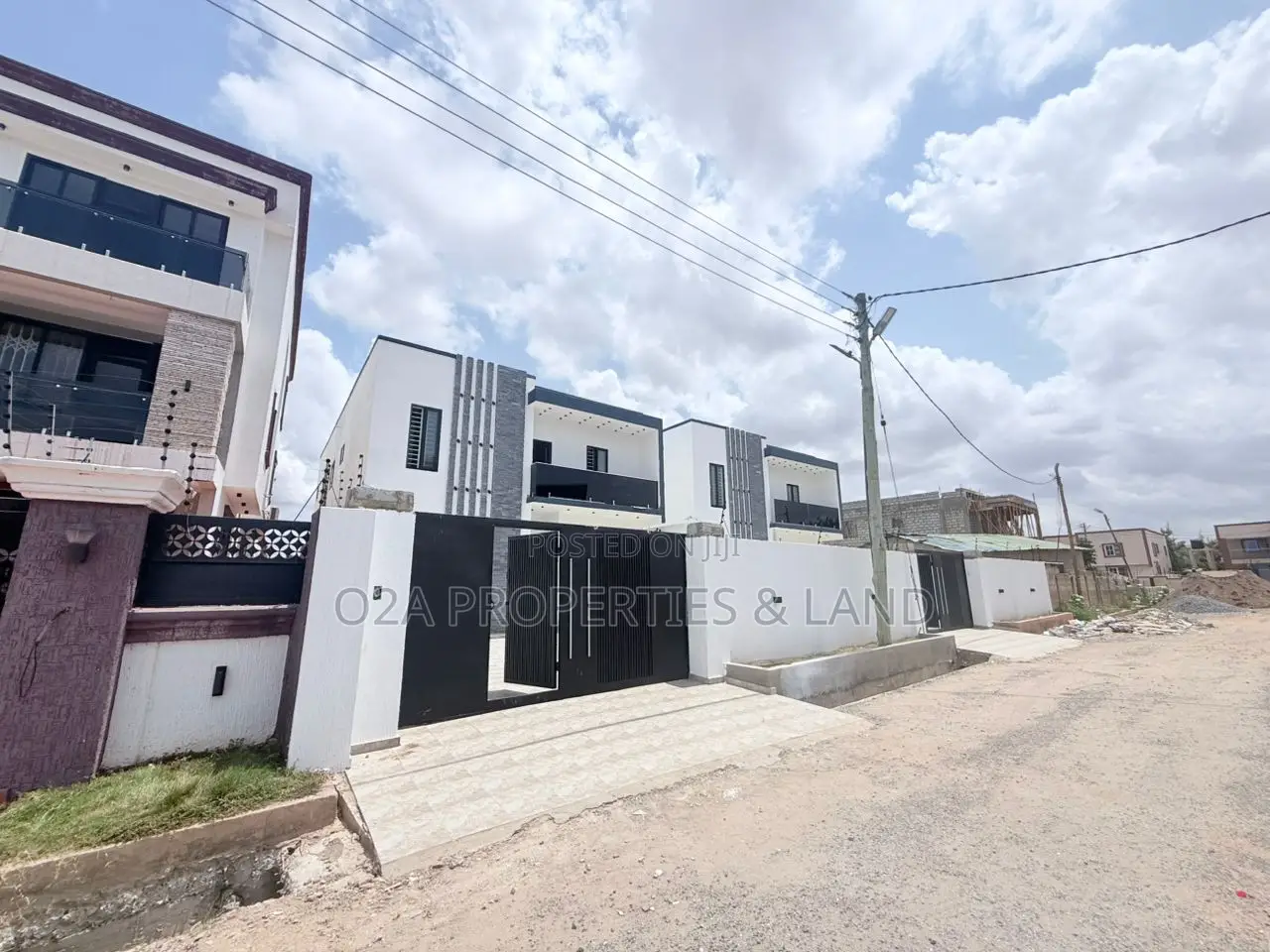 4bdrm House in Ogbojo, New Legon for sale in New Legon