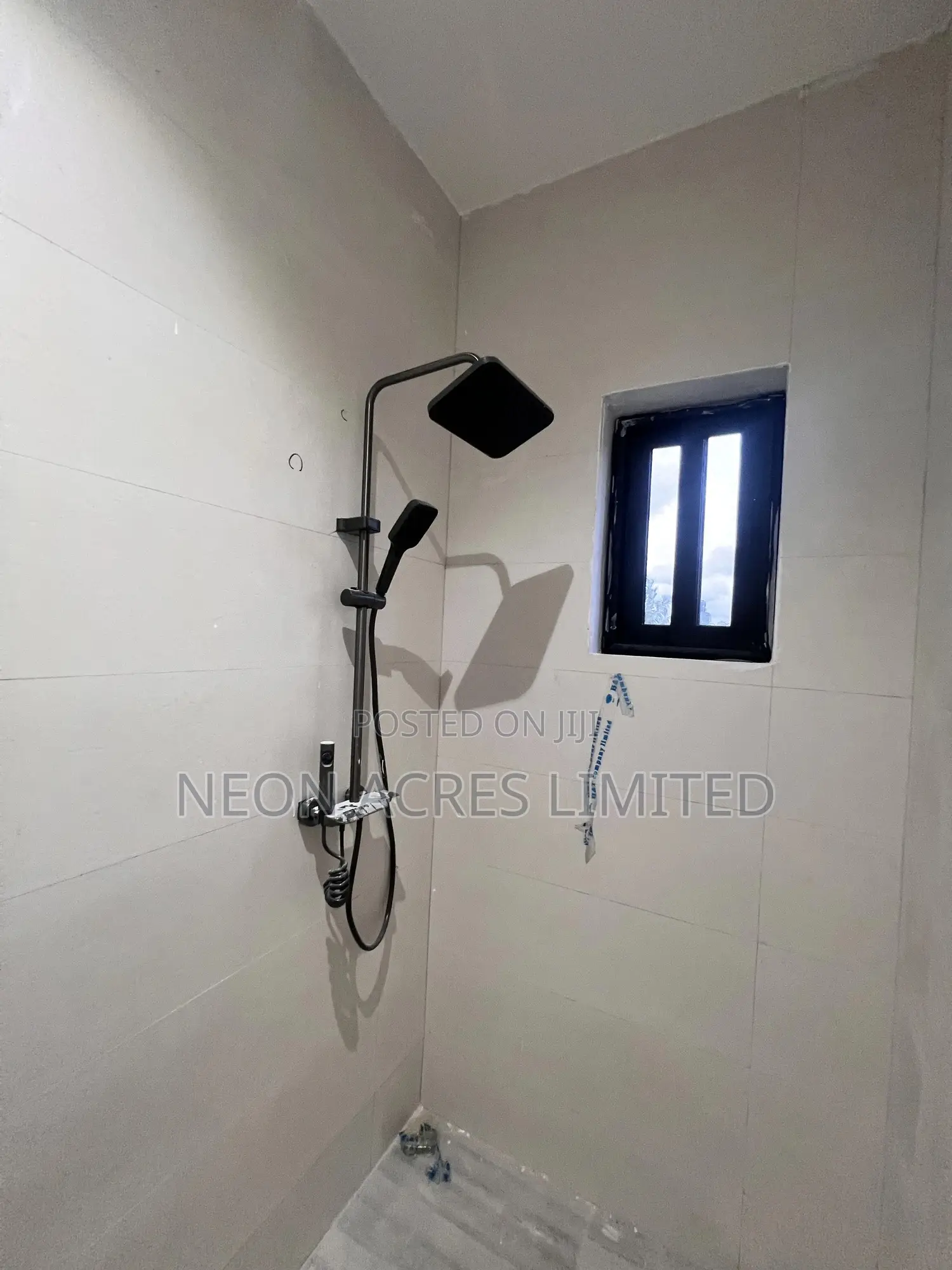 3bdrm House in Crystal Park, East Legon for sale in East Legon