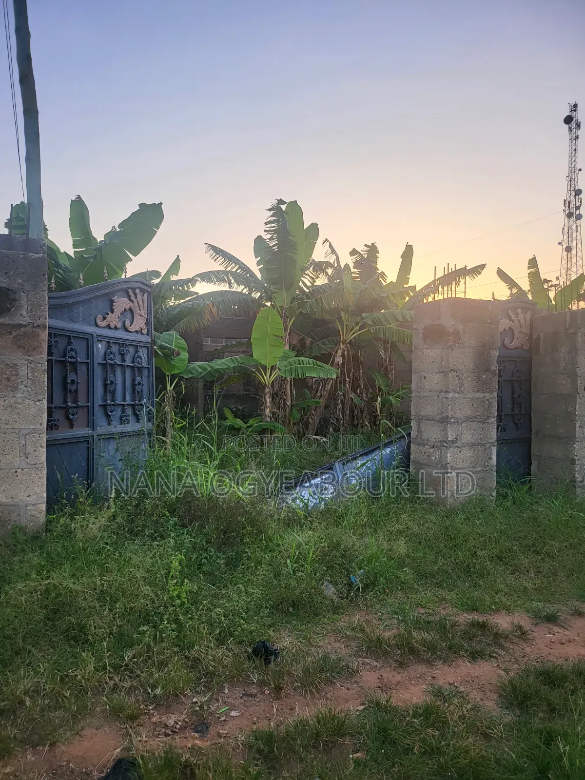 10bdrm House in At Nyaboo, Asante Akim Central Municipal for sale in Asante Akim Central Municipal