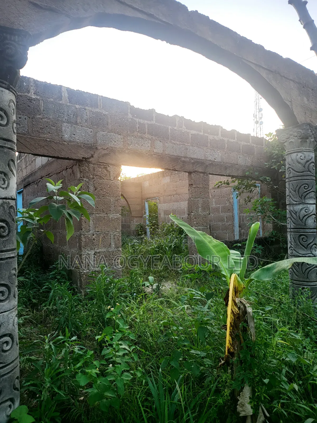 10bdrm House in At Nyaboo, Asante Akim Central Municipal for sale in Asante Akim Central Municipal