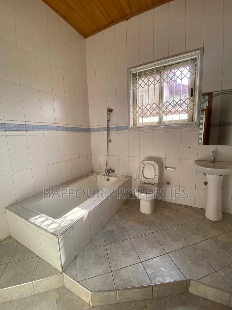 6bdrm House in American House for rent in American House