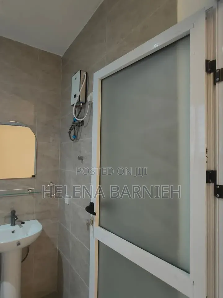 2bdrm Apartment in Helena Estate Agency, Ofankor for rent in Ofankor